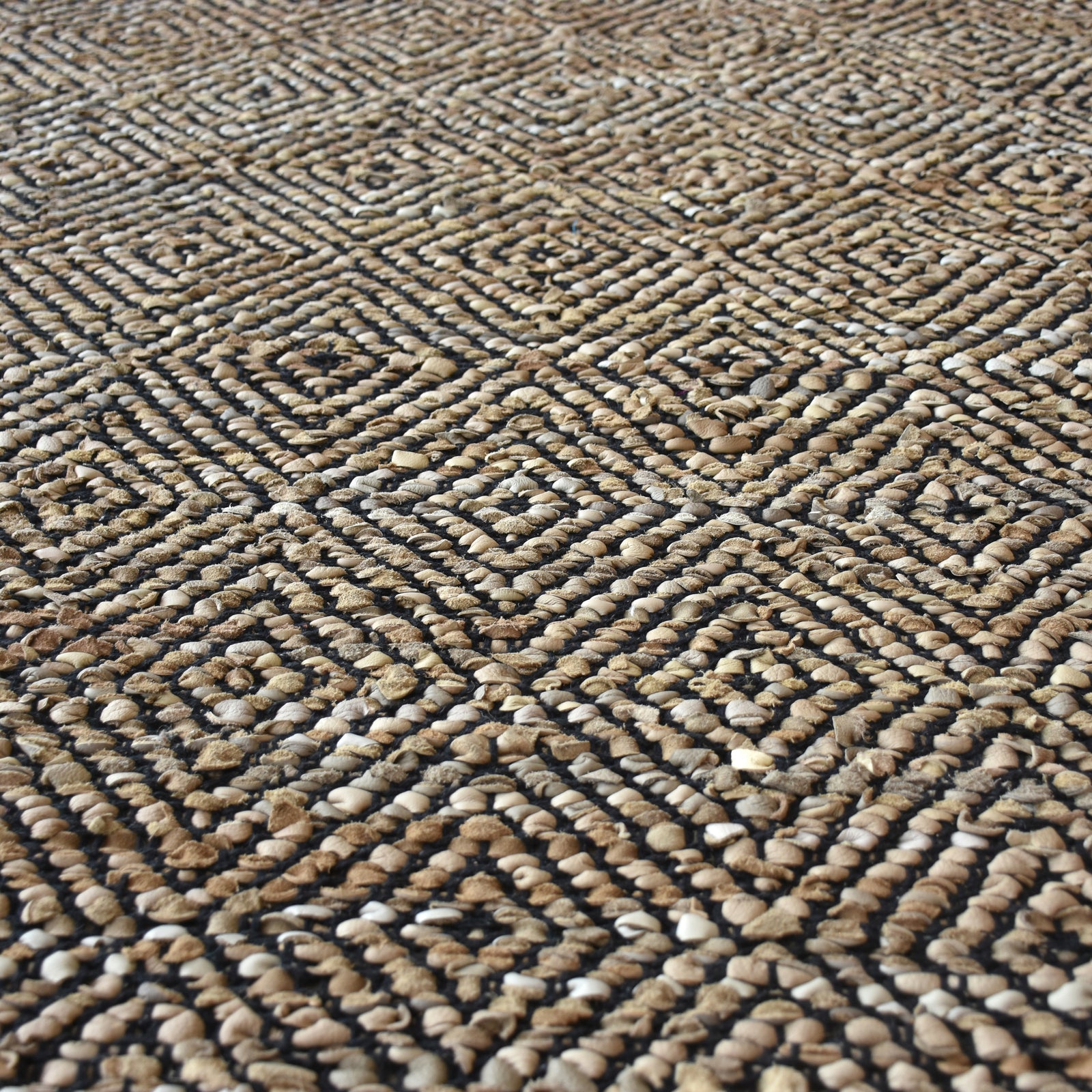 Tapis Beige Motif Noir 120x180 Arauca