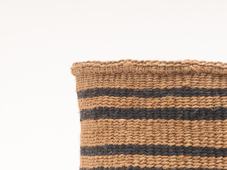 Panier Africain Sisal Naturel et Noir 18x18x20cm